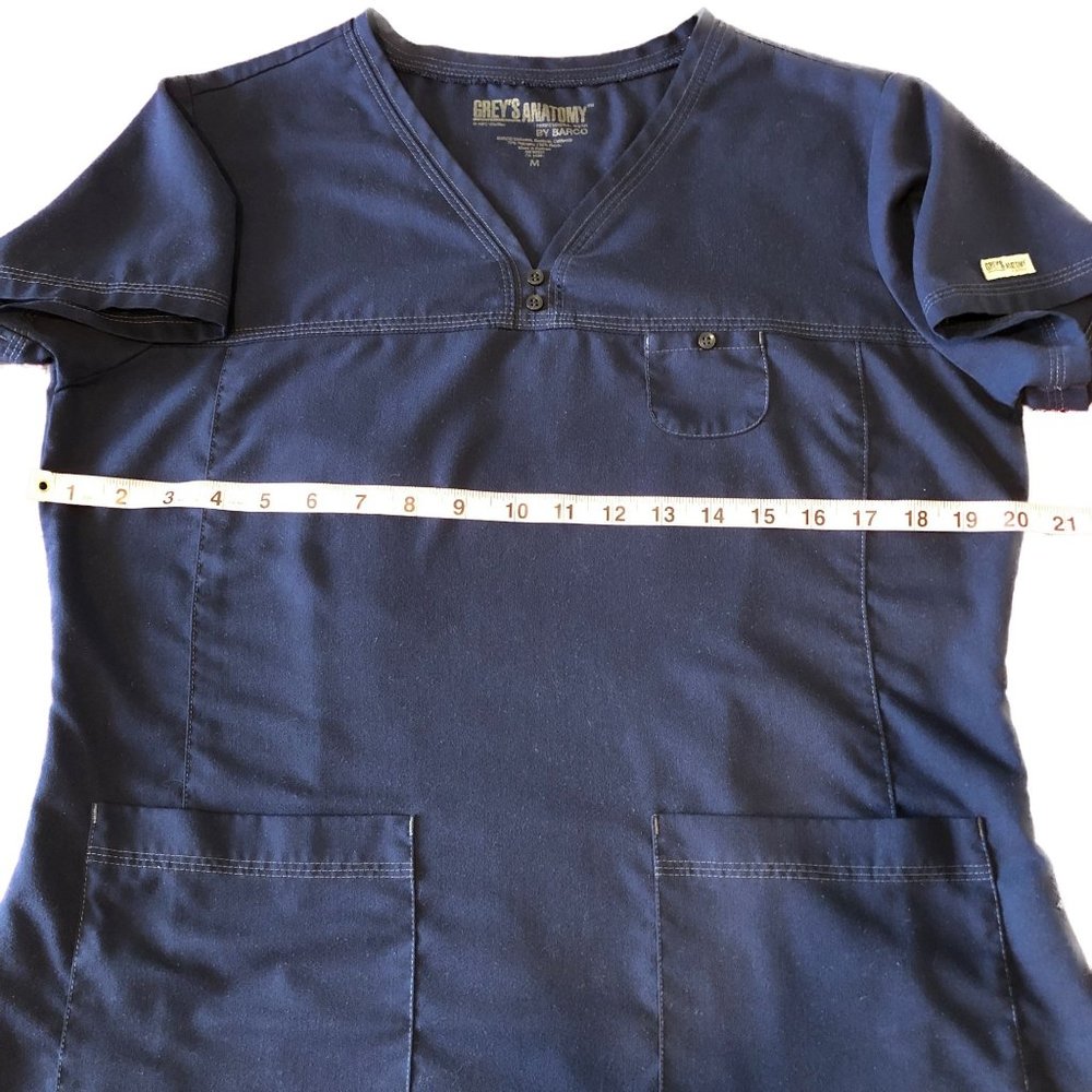 Nurse's Scrub Top Dark Blue Grey's Anatomy Barco 3 Pocket V Neck Size M - Picture 6 of 11
